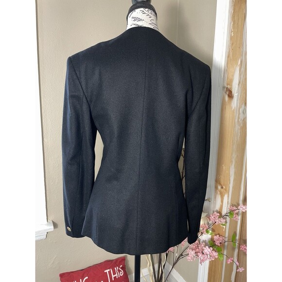 JACK WINTER Women Blazer Suit Jacket Black W/Gold Buttons Collarless - Picture 2 of 9